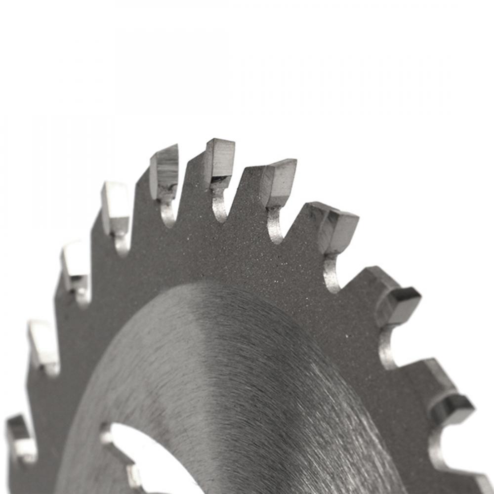 circular saw blade direction