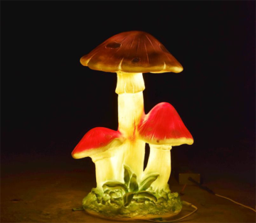 Simulierte leuchtende Pilz-C-Lichter