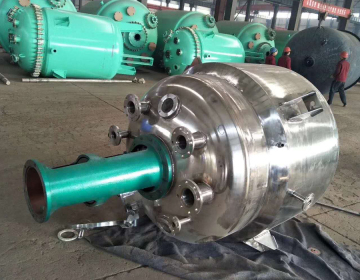 Stainless Steel Large Liquid Stirring Reaction Tanks & Extractors