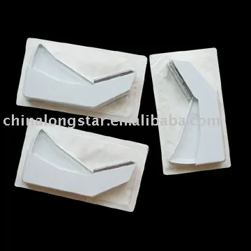 Disposable skin stapler