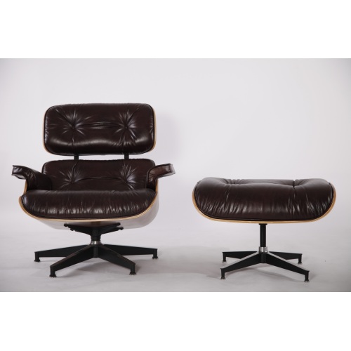 Charles i Ray Eames Lounge Chair i Ottoman