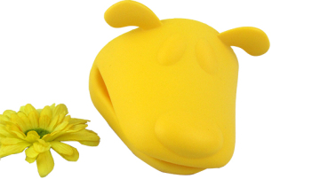 100% Food Grade Heat Insulation dog shape Silicone oven mitts pot holder and silicone glove