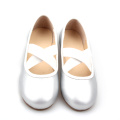 Обувки за балетна принцеса с кръстосана дантела
