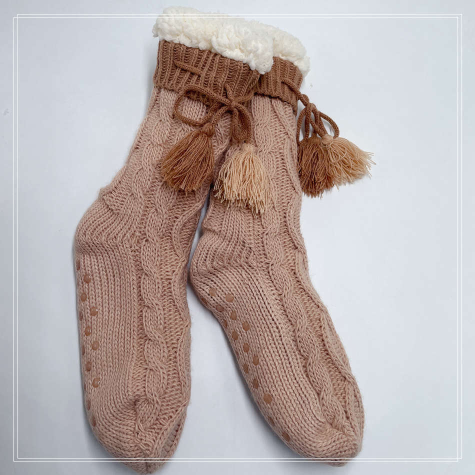 Ladies Cosy Cable Knitted lounge fuzzy socks