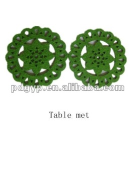 New design nonwovens table mat