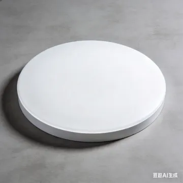 Ceiling lamp with even soft illumination