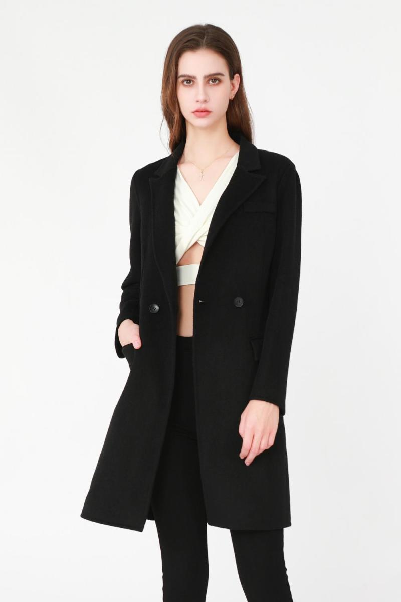 Woolen Coat with a Suit Collar and Pockets