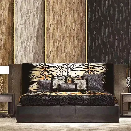 Luxury Italian High Quality Genuine Leather Upholstered Bed Pine Wood Frame