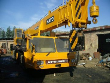 used kato crane NK450E