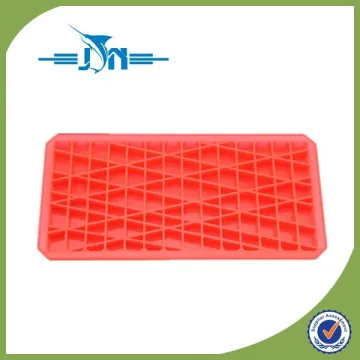 Plastic strawberry shape silicone ice tray