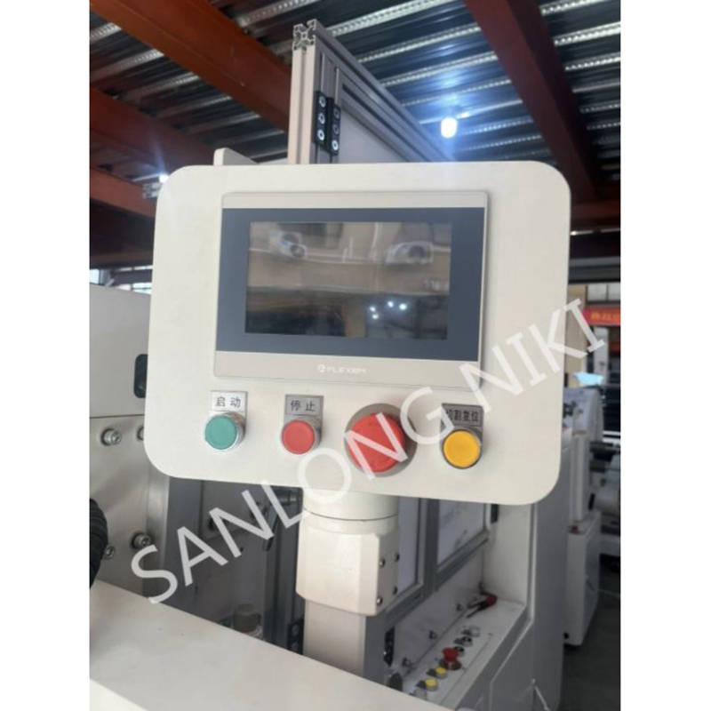 Mașină de confecționare a sacului de supapă de mare viteză