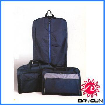 Zippered foldable garment bag