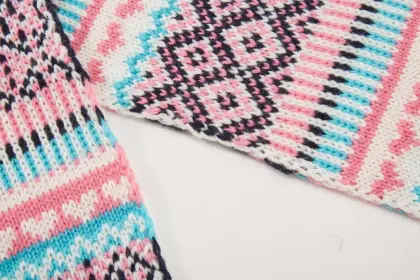 Girl's Knitted Jacquard Snow Pattern Christmas Scarf