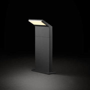Luaran dengan lampu bollard bersudut