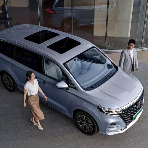 7-seater new station wagon Roewe Imax8