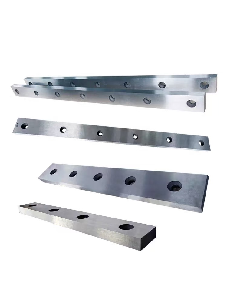 Gantry shears crocodile shears