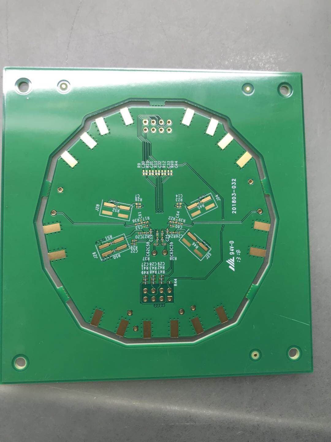 Mixed material circuit baord