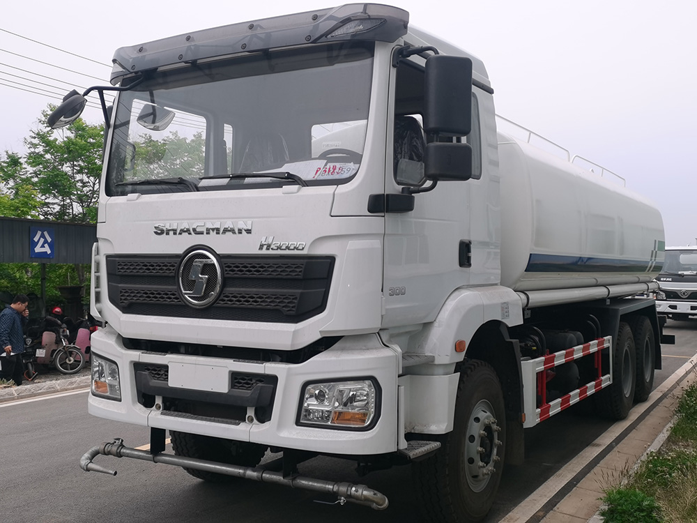 SHACMAN 20cbm 20000liters water tanker truck