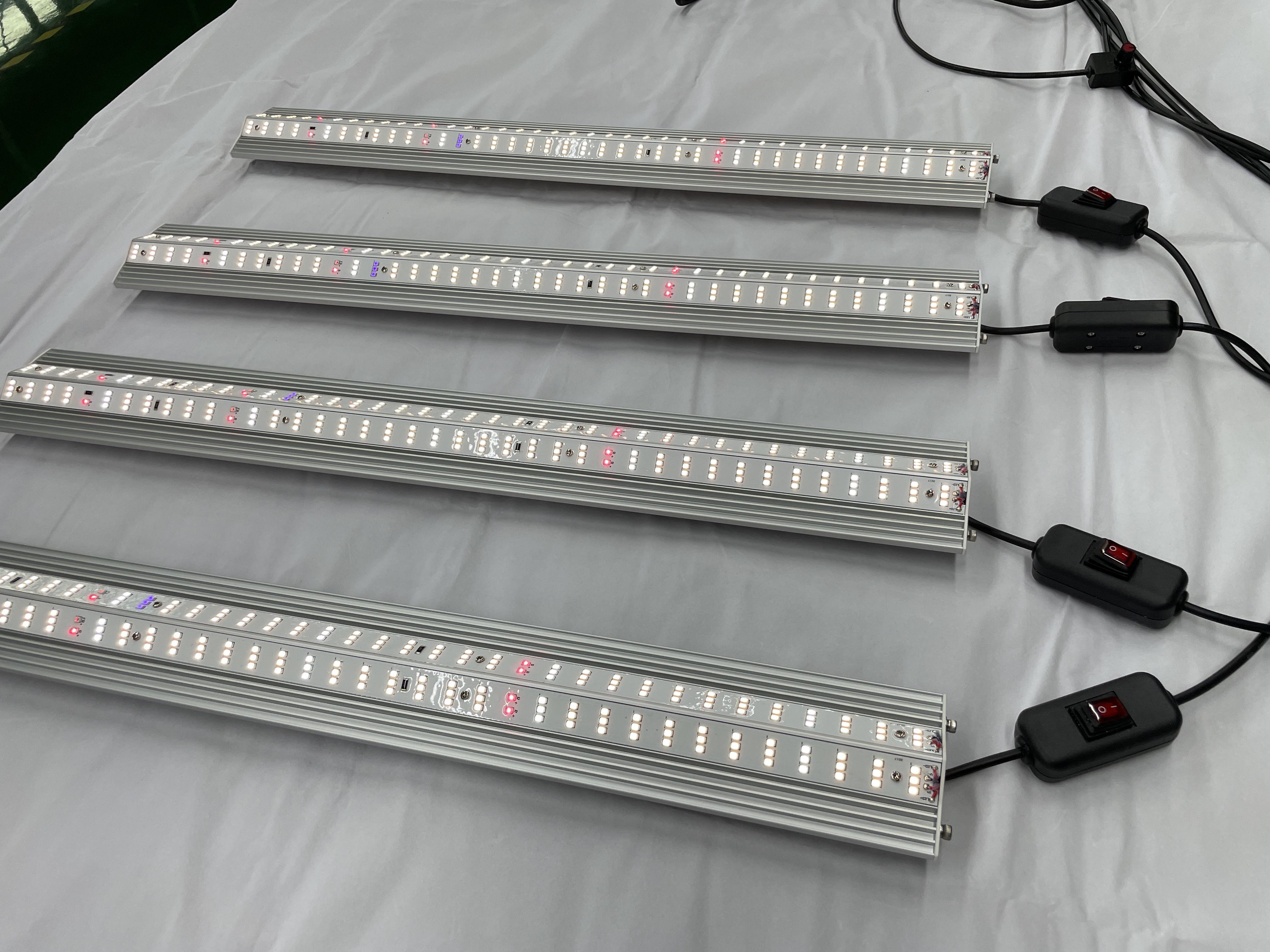 waterproof grow light