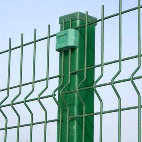 pvc coated curved wire mesh fence