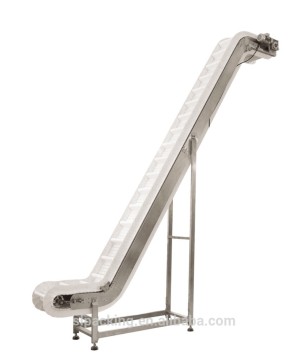 Incline belt conveyor for big pieces product