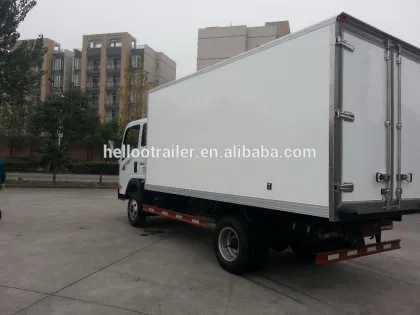China Sinotruk CDW 4x2 small refrigerator truck for sale