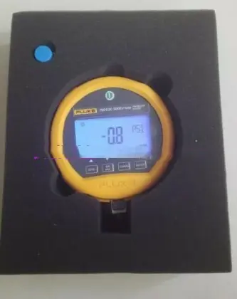 Fluke 700G Series Pressure Gauge Calibrators