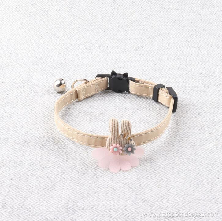 Friendly Colorful Luxury Cloth Pet Dog Flower Collar