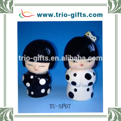 ceramic turtle salt and pepper set holder