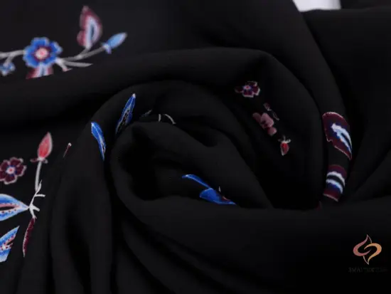 75D Poly Spun Chiffon With Blue Florals Printing