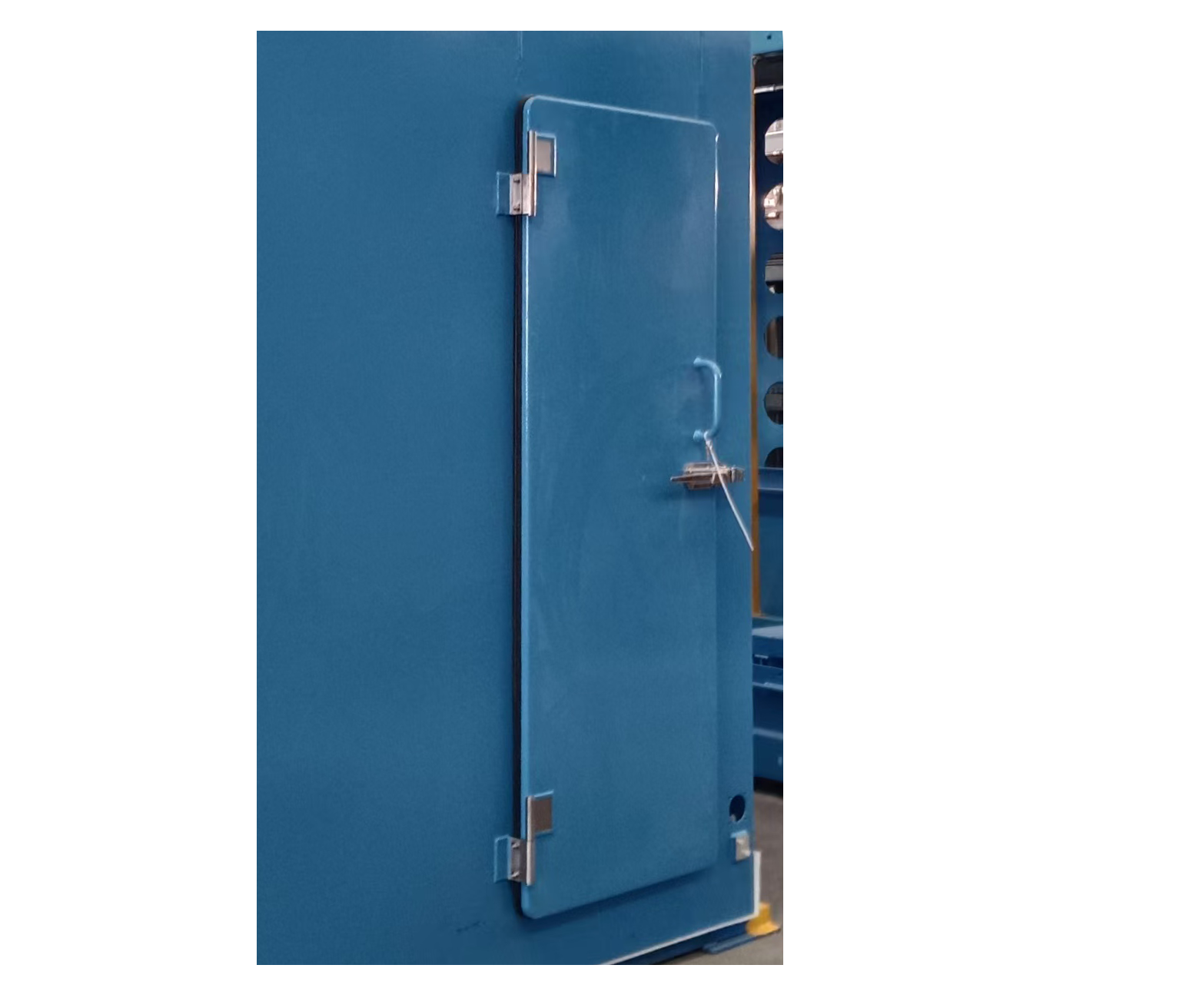 Gas turbine Filter House doors