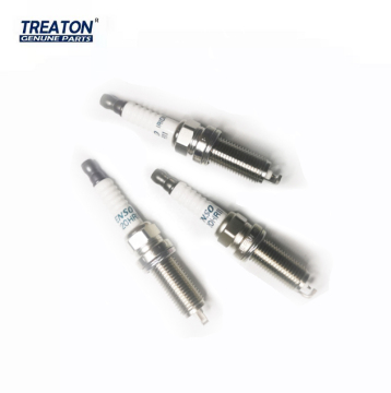 Treaton Hot Sale: Denso Iridium Spark Plugs 90919-01253 for Toyota Corolla, Lexus, Yaris