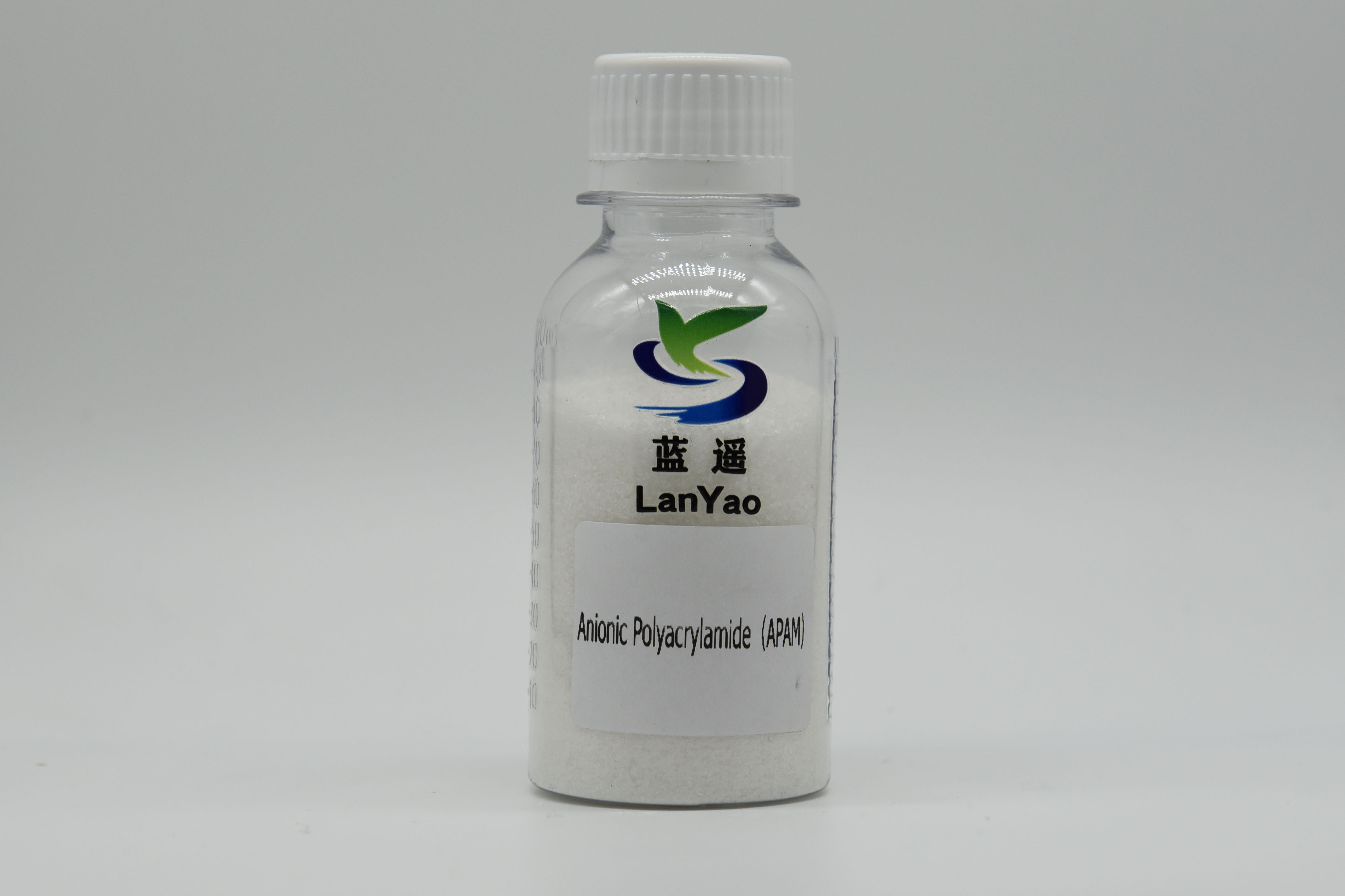 Anionisches Polyacrylamidpulver zum Färben von Abwasser