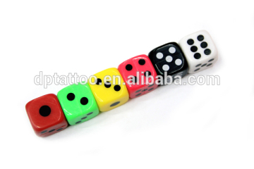 2.5cm plastic dice,