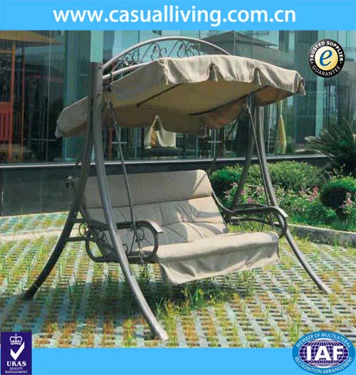 Modern Outdoor Swing Chair With Collodion Cotton Cushion