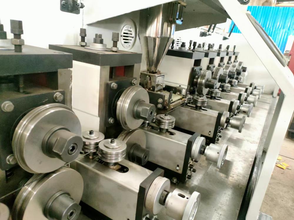 F C W Belt Forming Roller Machine