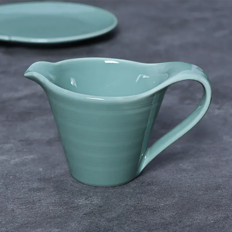 Ceramic Pot Wholesale Coffee Pot Porcelain Tea Pot 23 Oz Coffee and Tea Set for Cafe Hotel