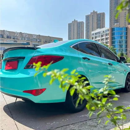 Glossy Pearl Tiffany Car Wrap