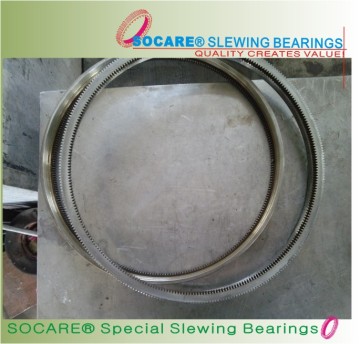 Variation Mounting Holed Type High Rigidity Crossed Roller B