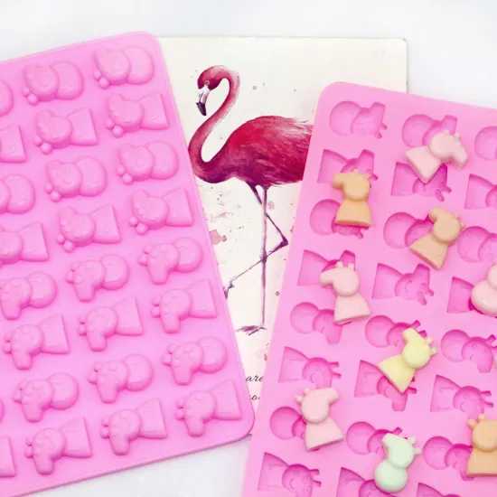 Cute Pig Shape 32 Cavity Silicone Resin Mold - Free Sample for Factory