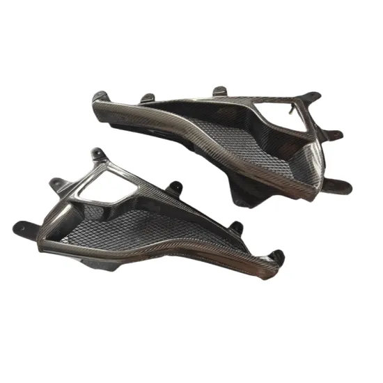 High-Quality Carbon Fiber Tail Lights and Rear Fog Lamp Cover Kit for Ferrari 458