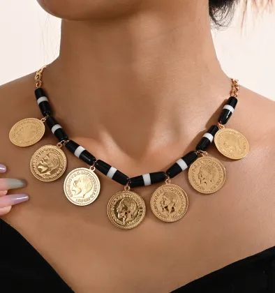 Gold Diamond Necklace with Coin Pendant for Party in Dubai