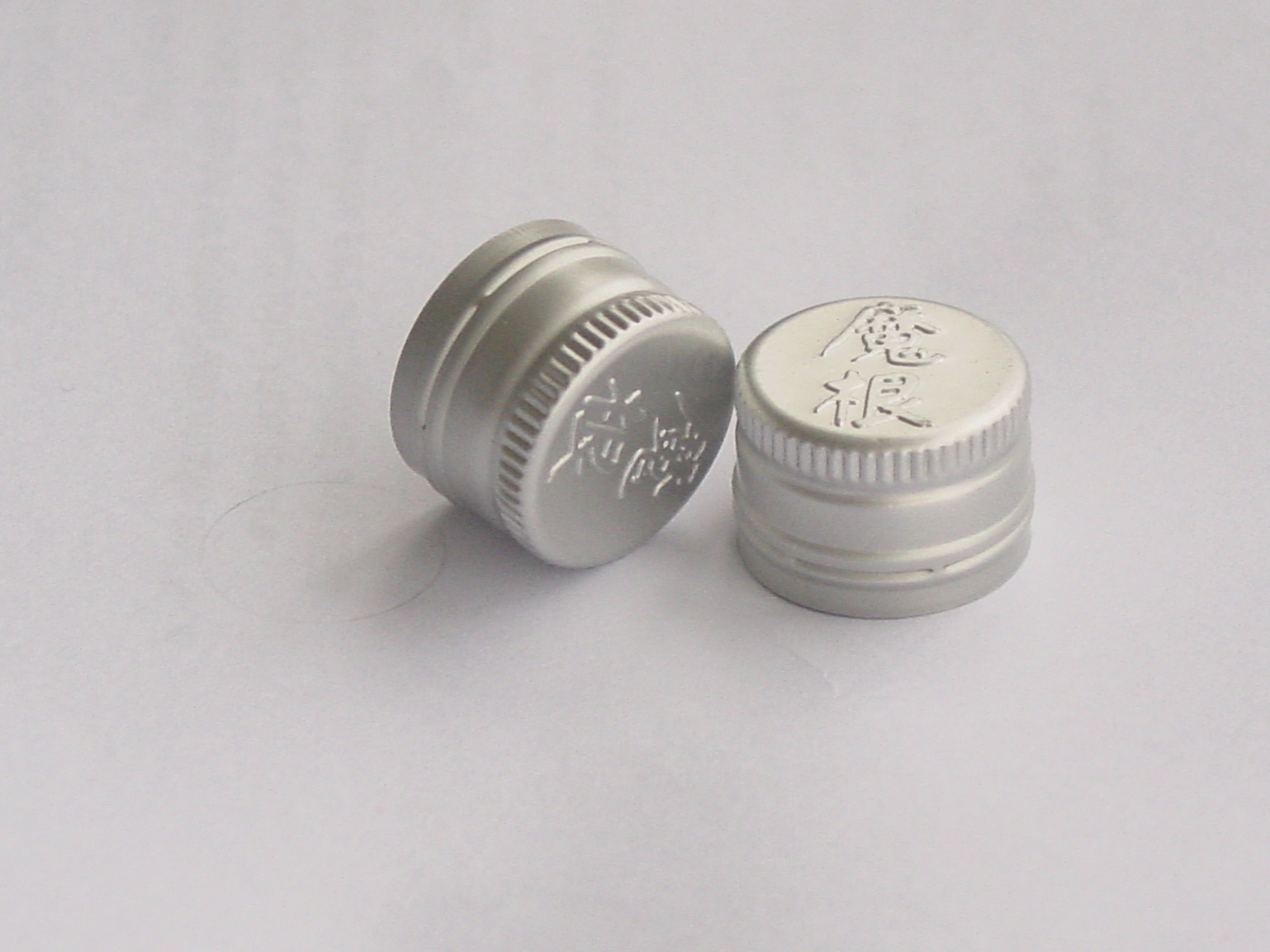 Top embossed Aluminum Spirits screwcaps