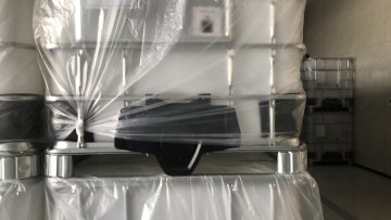Durable HDPE IBC for Industrial Storage