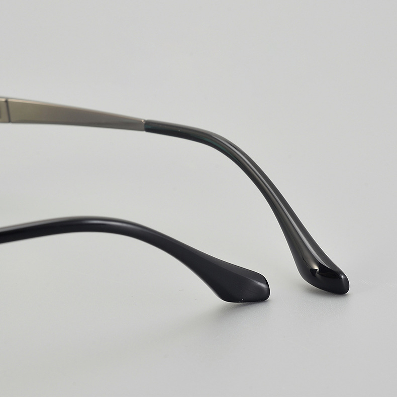 Screwless Titanium Eyeglasses