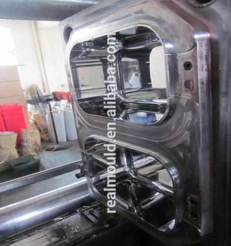 rich experience in making plasticl container plastic mould