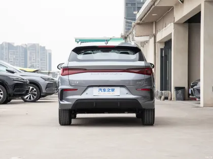 BYD e2 pure electric vehicle