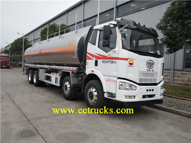 Oil Refueling Trucks