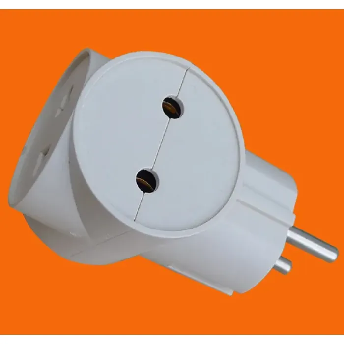 Toma de corriente europea P7032