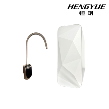 Sistema avanzado de purificación de agua para el hogar blanco